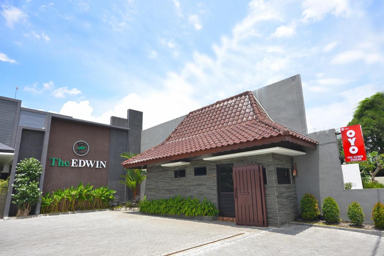 The Edwin Syariah Hotel Ngabean Exterior photo