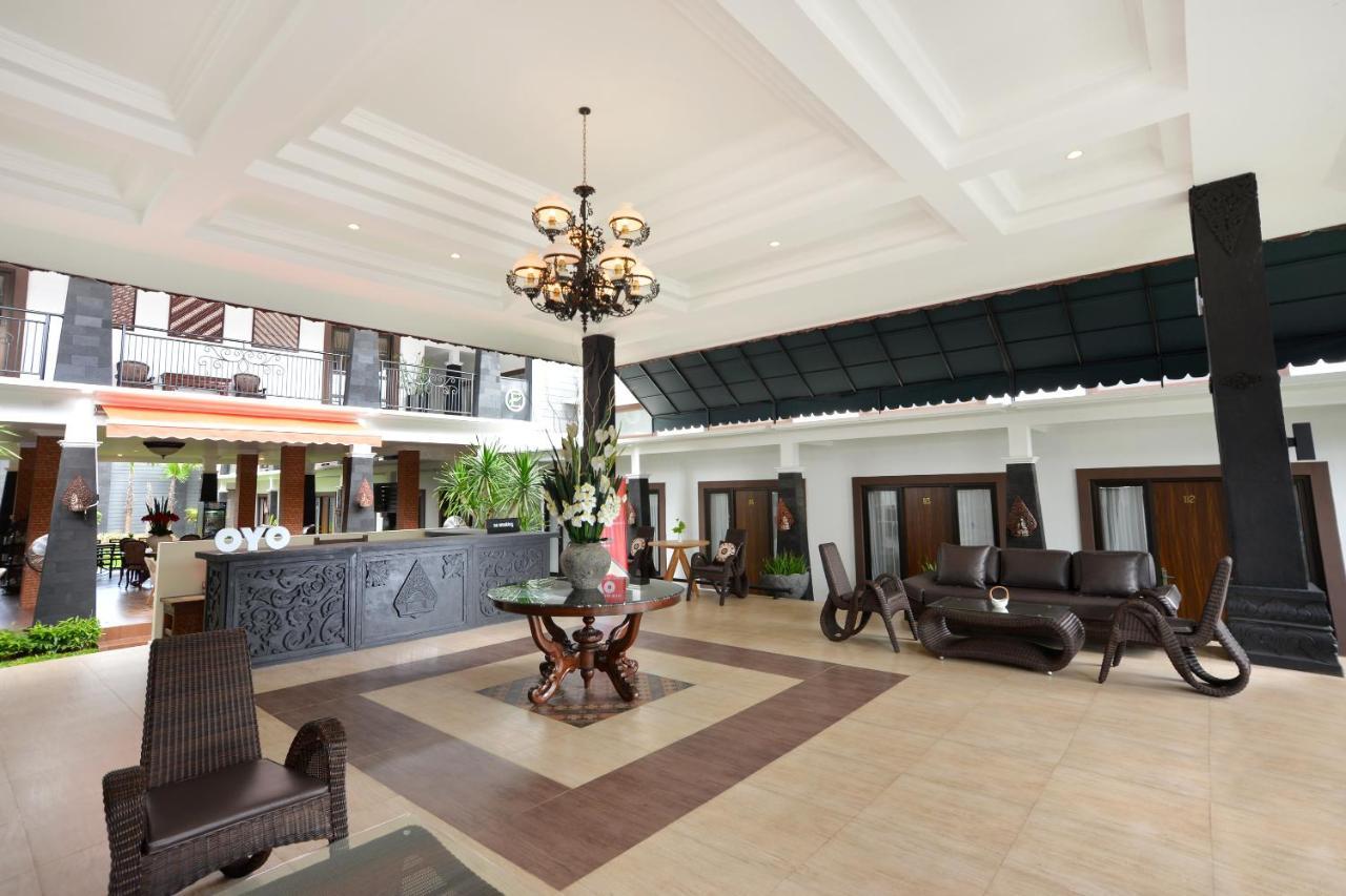 The Edwin Syariah Hotel Ngabean Exterior photo